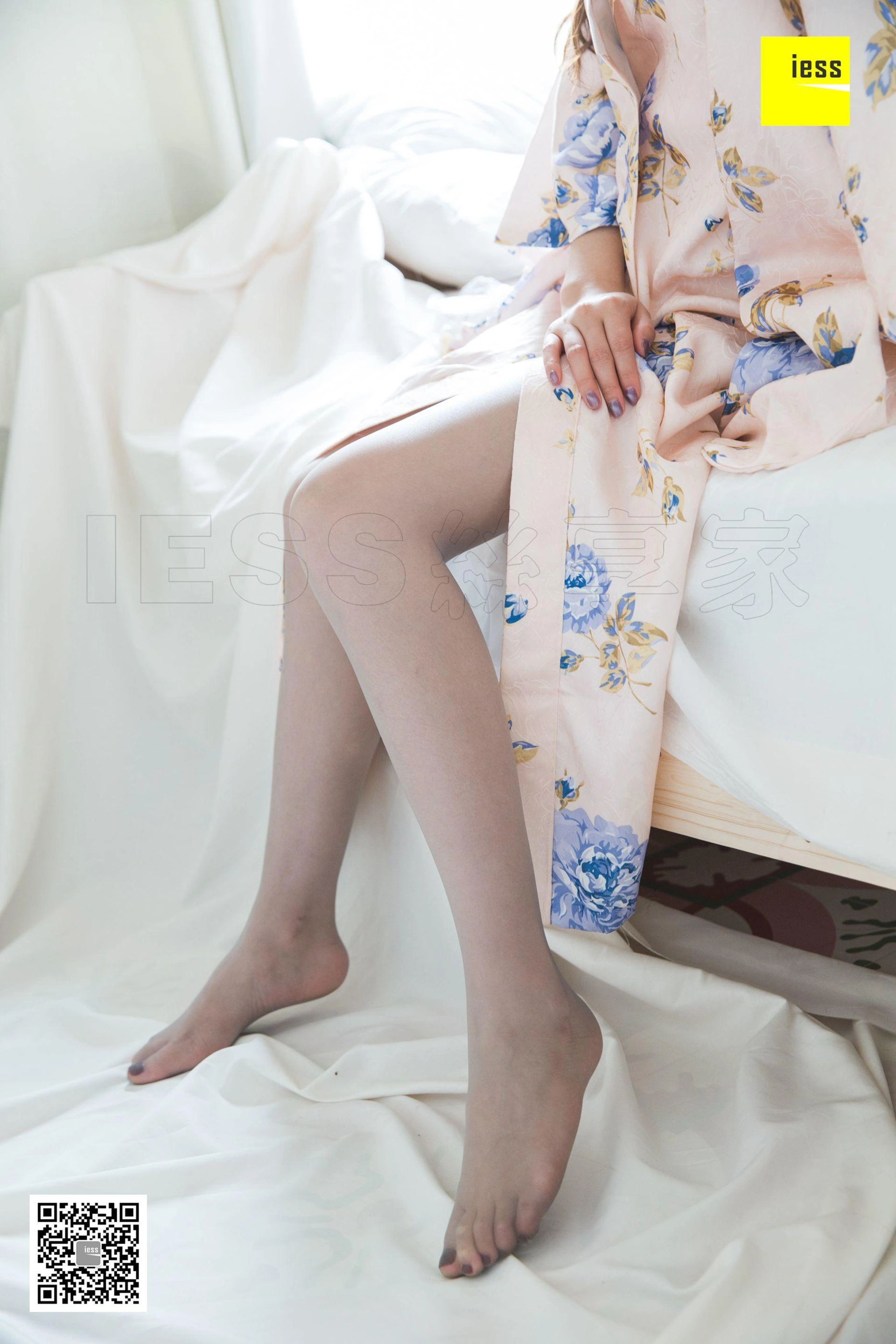 [IESS异思趣向] 2018.11.23 丝享家366:《九妹和服灰丝》九妹 1
